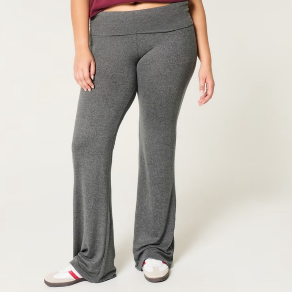 Fold waist lounge pant 🤍